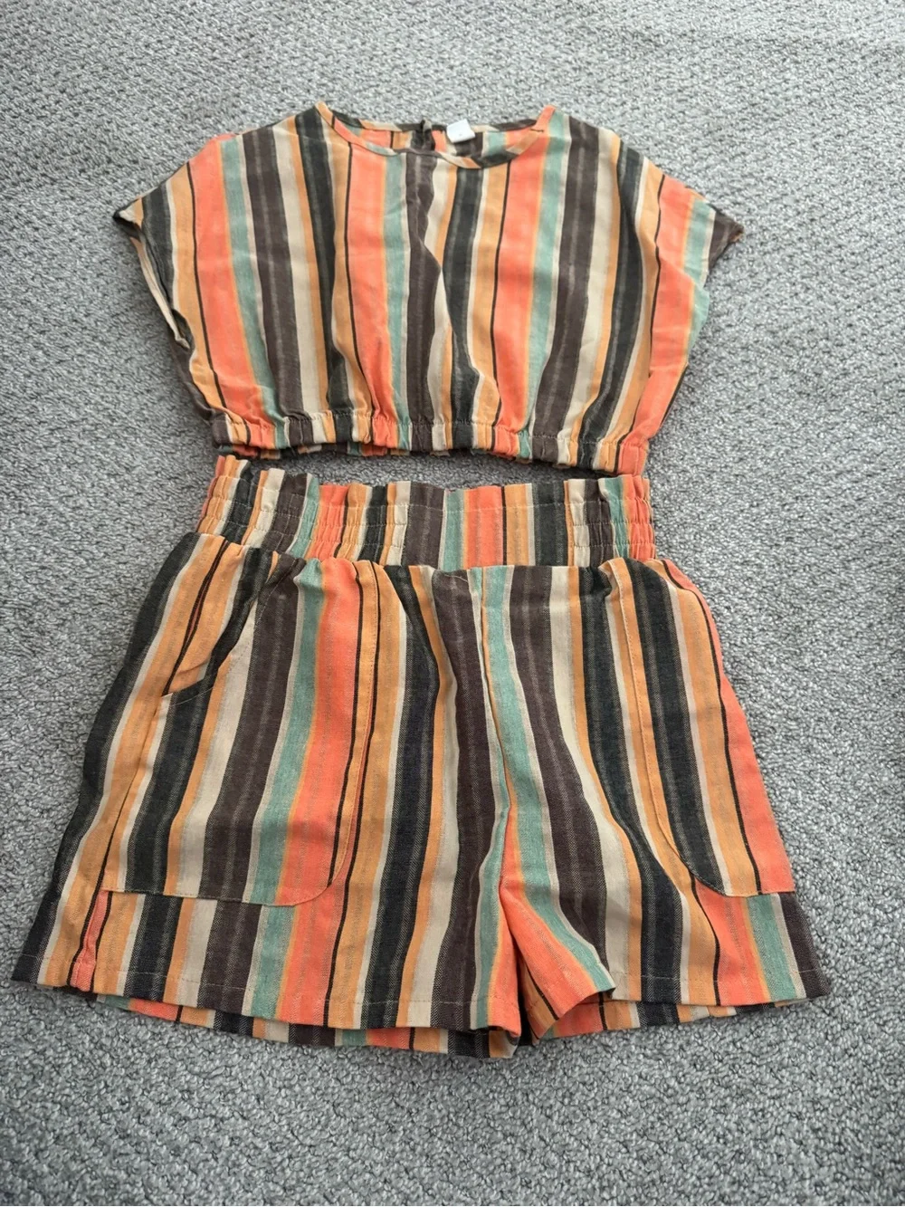 Striped Multicolor Elastic-Waist Women’s Shorts - Casual Summer